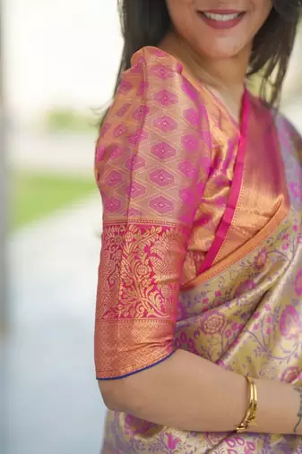 Pink classic indian silk rich woven pallu design sarees
