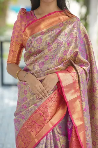 Pink classic indian silk rich woven pallu design sarees