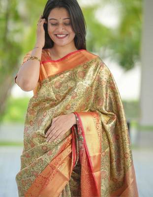 Green classic indian silk rich woven pallu design sarees 5