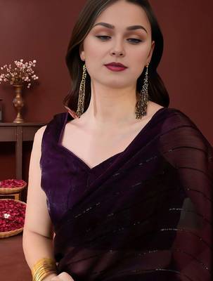 Burgundy two tone saree with blouse 3