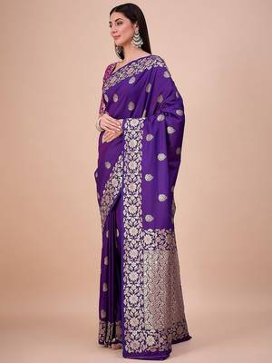 Navy blue ethnic motifs woven zari saree 2