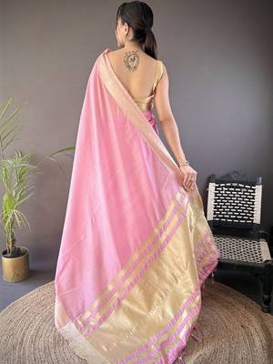 Pink woven design silk blend handloom mysore silk saree 4