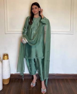 Green designer american silk blend palazzo suit set 1
