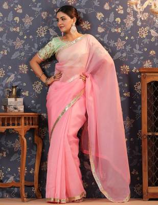 Pink embellished border saree 1