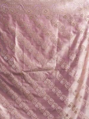 Pink woven design zari art silk banarasi saree 4