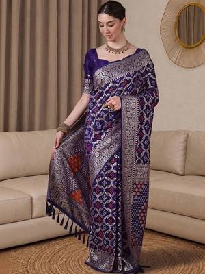 Purple bandhani zari silk blend designer banarasi saree 3