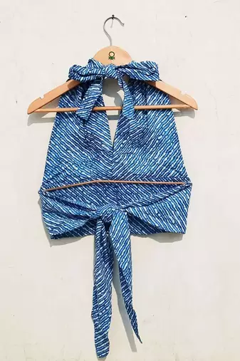 Blue-lehariya-back-knot-and-halter-neck-padded-cotton-top