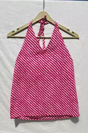 Pink-lehariya-pattern-halter-neck-cotton-top-kj0042