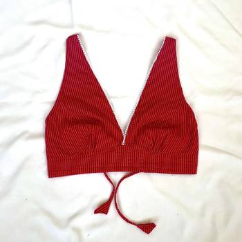 Red-deep-v-neck-cotton-kantha-bra-kj0092 1