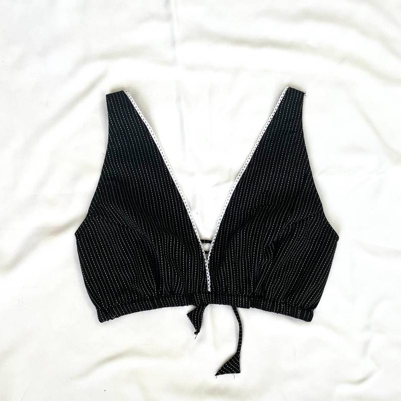 Black-deep-v-neck-cotton-kantha-bra-kj0097