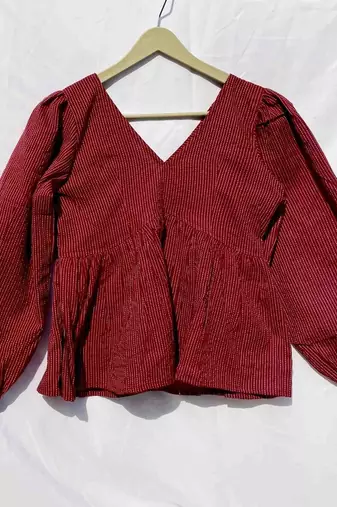 Maroon-katha-deep-neck-full-puff-sleeves-cotton-top-kj0106