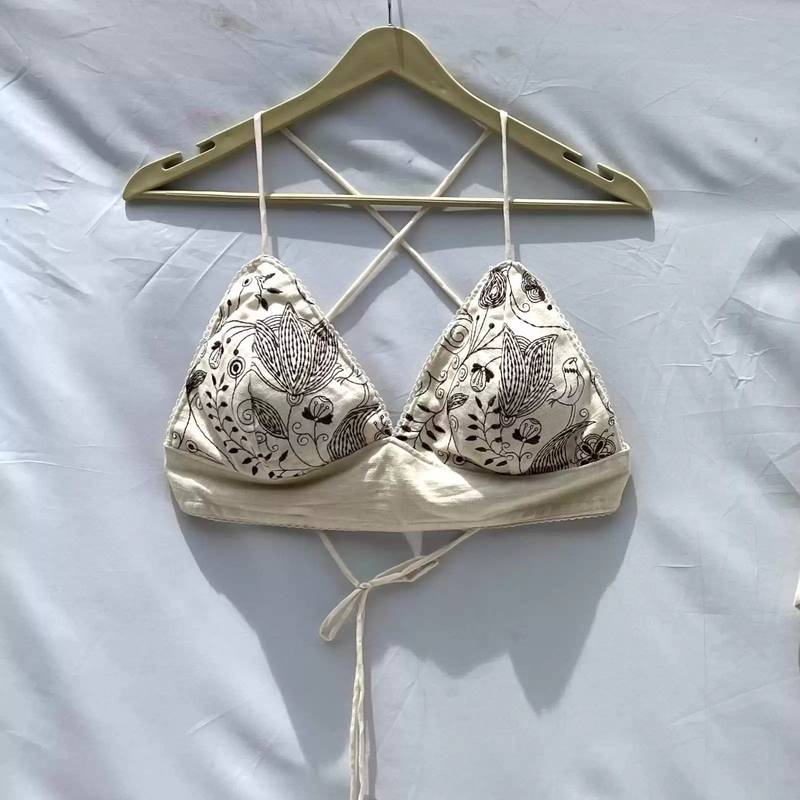 Off-white-embroidery-bra-kj0178