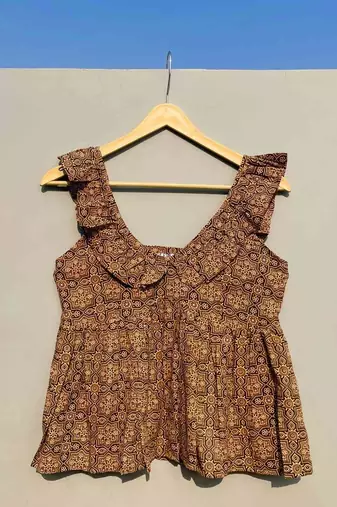 Mustard-ajrakh-cotton-top-kj0277
