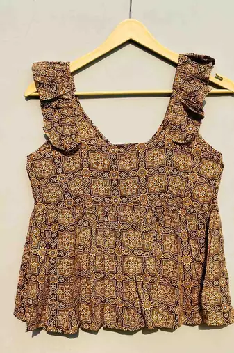 Mustard-ajrakh-cotton-top-kj0277