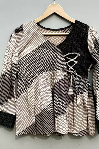 Black-and-white-angrakha-cotton-top-kj0281