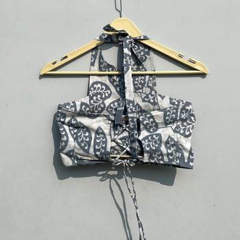 Grey-leaf-handblock-criss-cross-cotton-top-kj0295 2