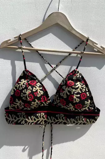 Black-cream-red-flower-mul-bra-kj0317