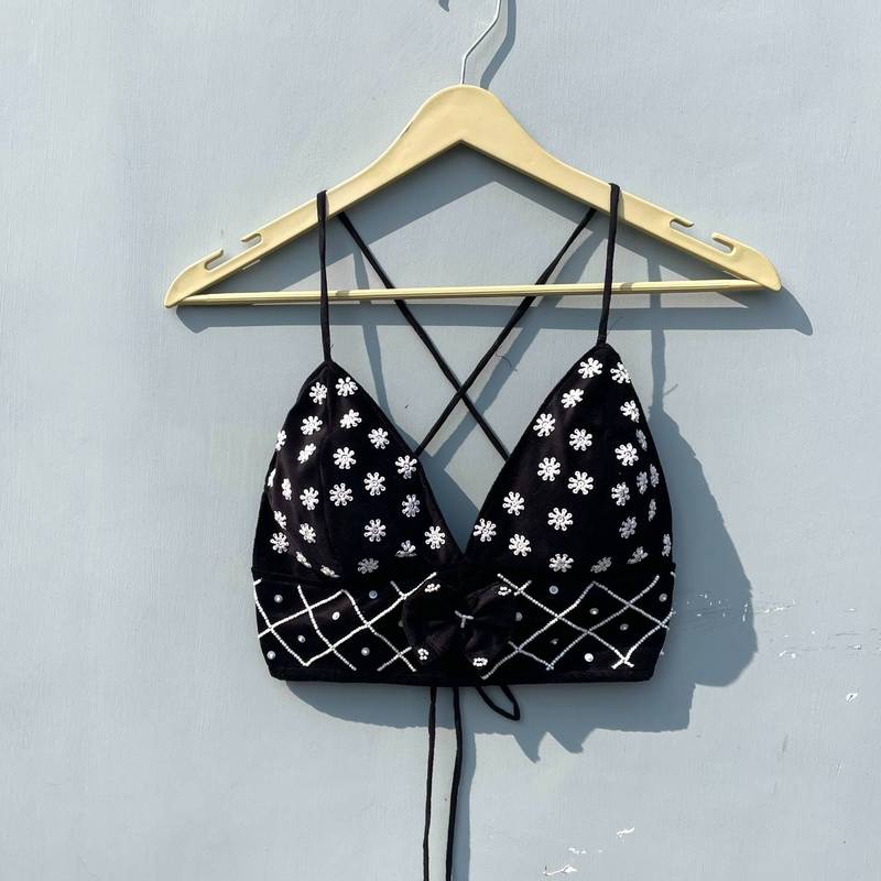 Black-velvet-handwork-bra-kj0320