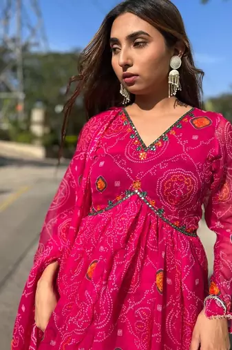 Pink-bandhej-mirror-chiffon-suit-set-at0332