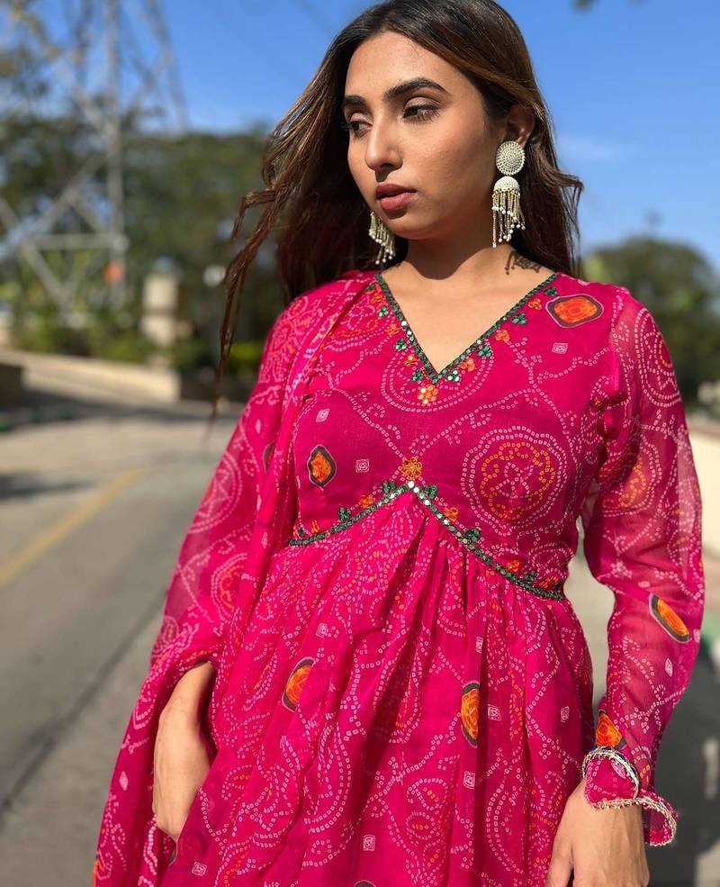 Pink-bandhej-mirror-chiffon-suit-set-at0332