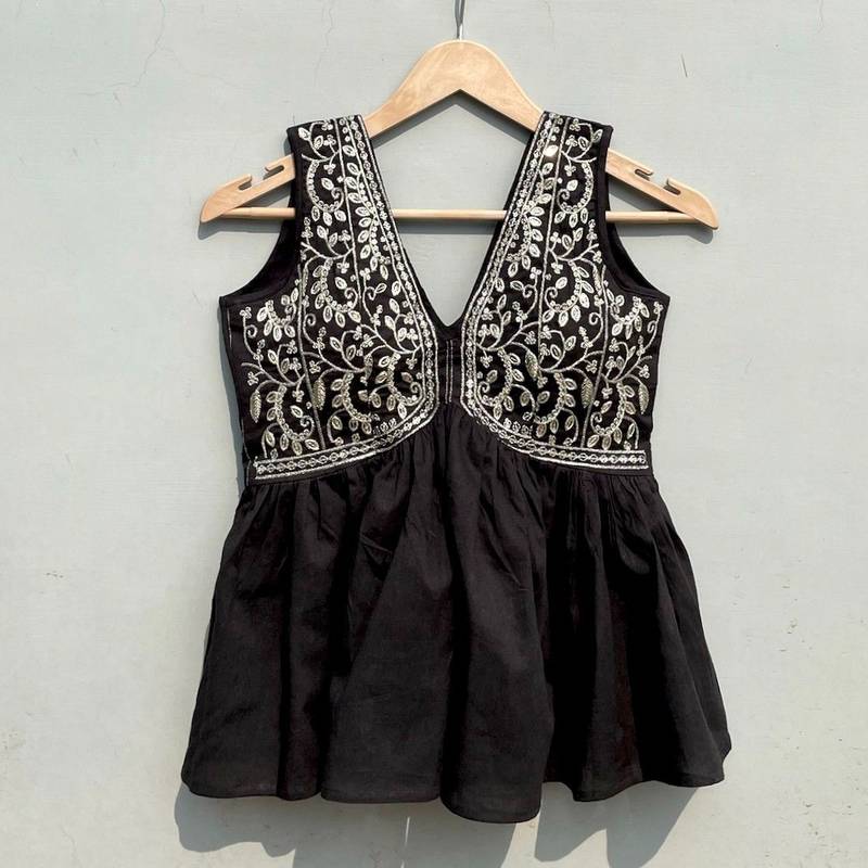 Black-zari-embroidery-depp-neck-cotton-top-kj0425