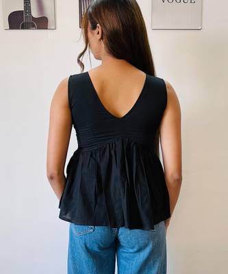 Black-zari-embroidery-depp-neck-cotton-top-kj0425 4