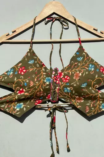 Green-jaal-tubelight-handwork-butterfly-cotton-top-kj0484