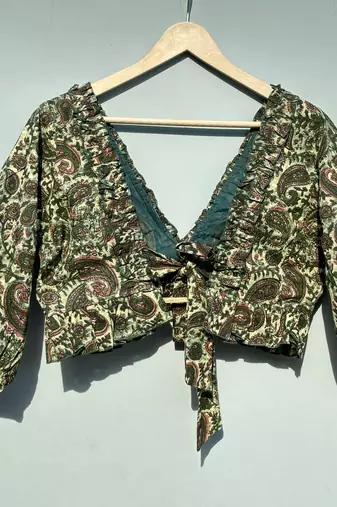 Green-paisley-frill-neck-puff-sleeves-cotton-top-kj0486