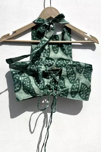 Green-leaf-handblock-criss-cross-cotton-top-kj0516