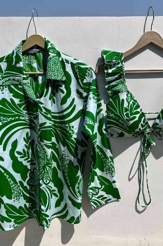 Green-abstract-floral-overall-combo-kj0528