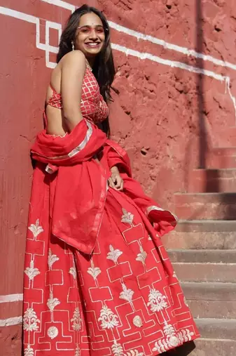 Red-gotta-embroidery-blouse-dupptta-and-lehanga-kj0676