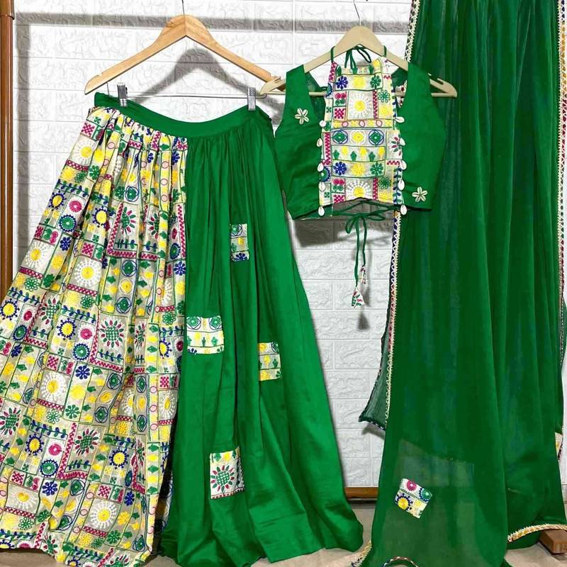 Green-multicolor-gujrati-blouse-dupptta-and-lehanga-kj0680