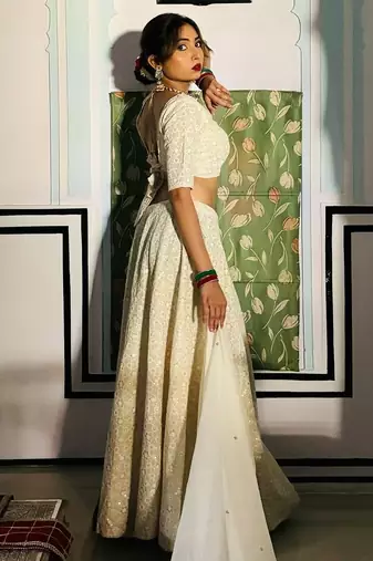 Off-white-chikan-blouse-handwork-dupptta-and-lehanga-kj0705