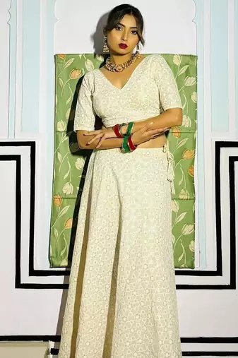 Off-white-chikan-blouse-handwork-dupptta-and-lehanga-kj0705