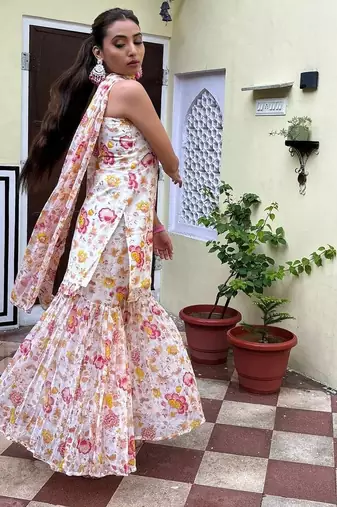 Floral-punjabi-sharrara-suit-set-at0706
