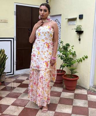 Floral-punjabi-sharrara-suit-set-at0706 3