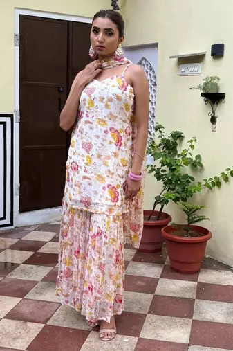 Floral-punjabi-sharrara-suit-set-at0706