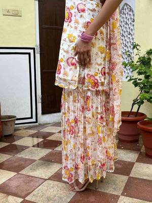 Floral-punjabi-sharrara-suit-set-at0706 4