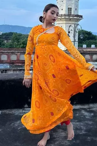 Pilli-bandhani-suit-set-at0709