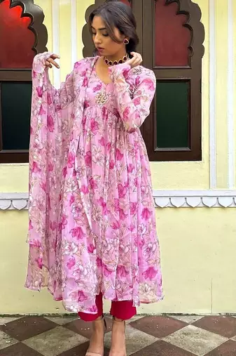 Pilli-bandhani-suit-at0710