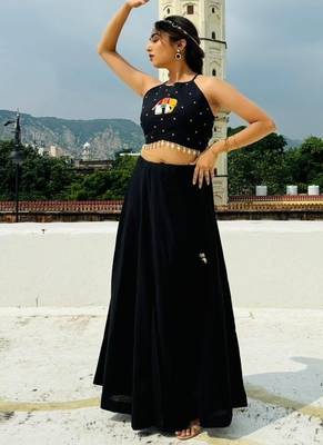 Black-elephant-handwork-criss-cross-top-kj0717 3