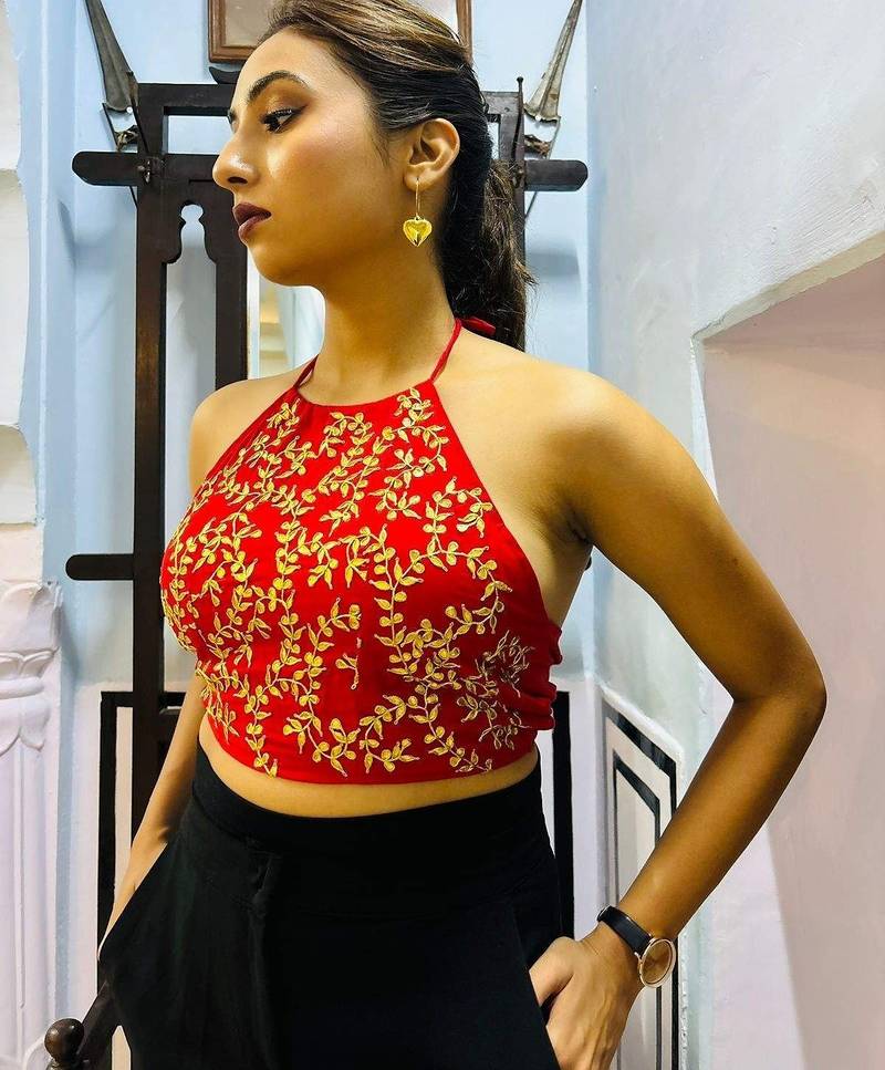 Red-gotta-patti-handwork-criss-cross-top-kj0718