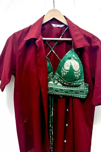 Maroon-shirt-green-floral-bra-combo-kj0733