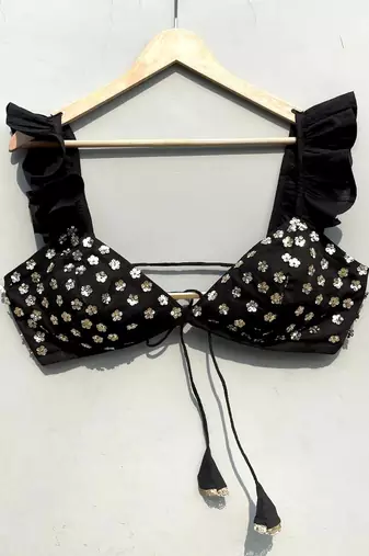 Black-floral-seqin-embroidery-bralette-cum-top-kj0750