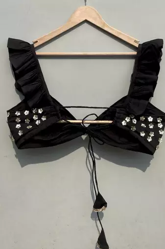 Black-floral-seqin-embroidery-bralette-cum-top-kj0750