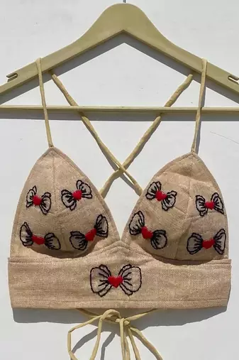 Jute-butterfly-embroidery-removable-pads-bra-kj0926