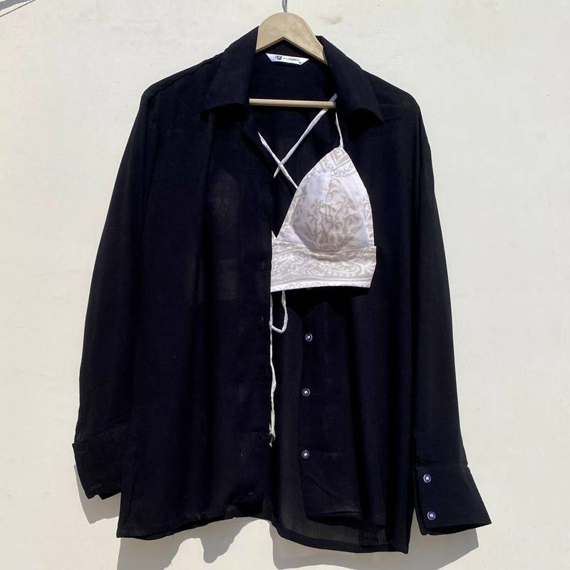 Black-crush-shirt-white-cream-jaal-mul-bra-combo-kj0936