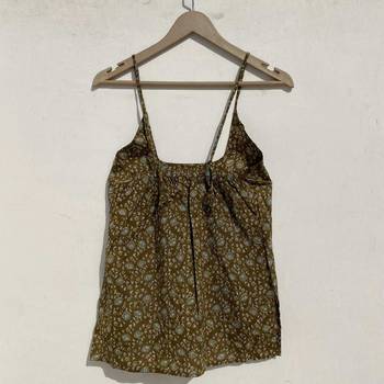 Olive-green-piasley-round-neck-kurti-top-kj0964 2