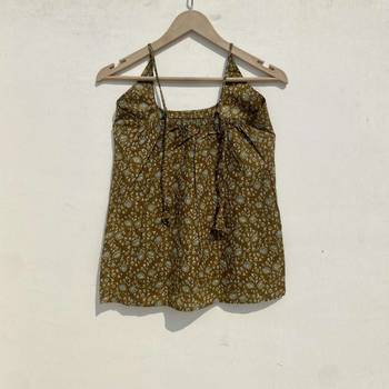 Green-paisley-round-neck-halter-neck-kurti-top-kj10016 3
