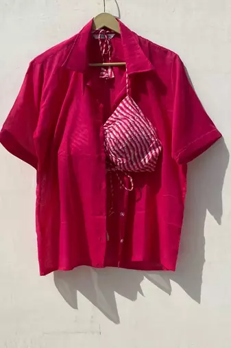 Pink-mul-shirt-and-lehariya-bra-combo-kj10032